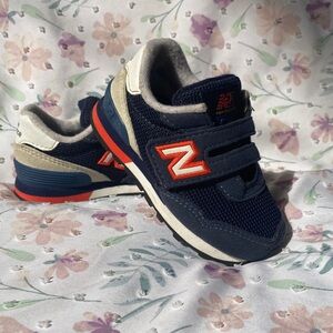 New Balance Kid's 515 V1 Hook and Loop Sneaker - Size 5